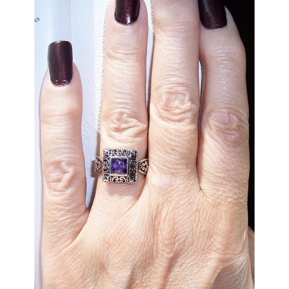 925 STERLING SILVER Ornate Simulated Amethyst Cubic Zironia Ring - Picture 13 of 16